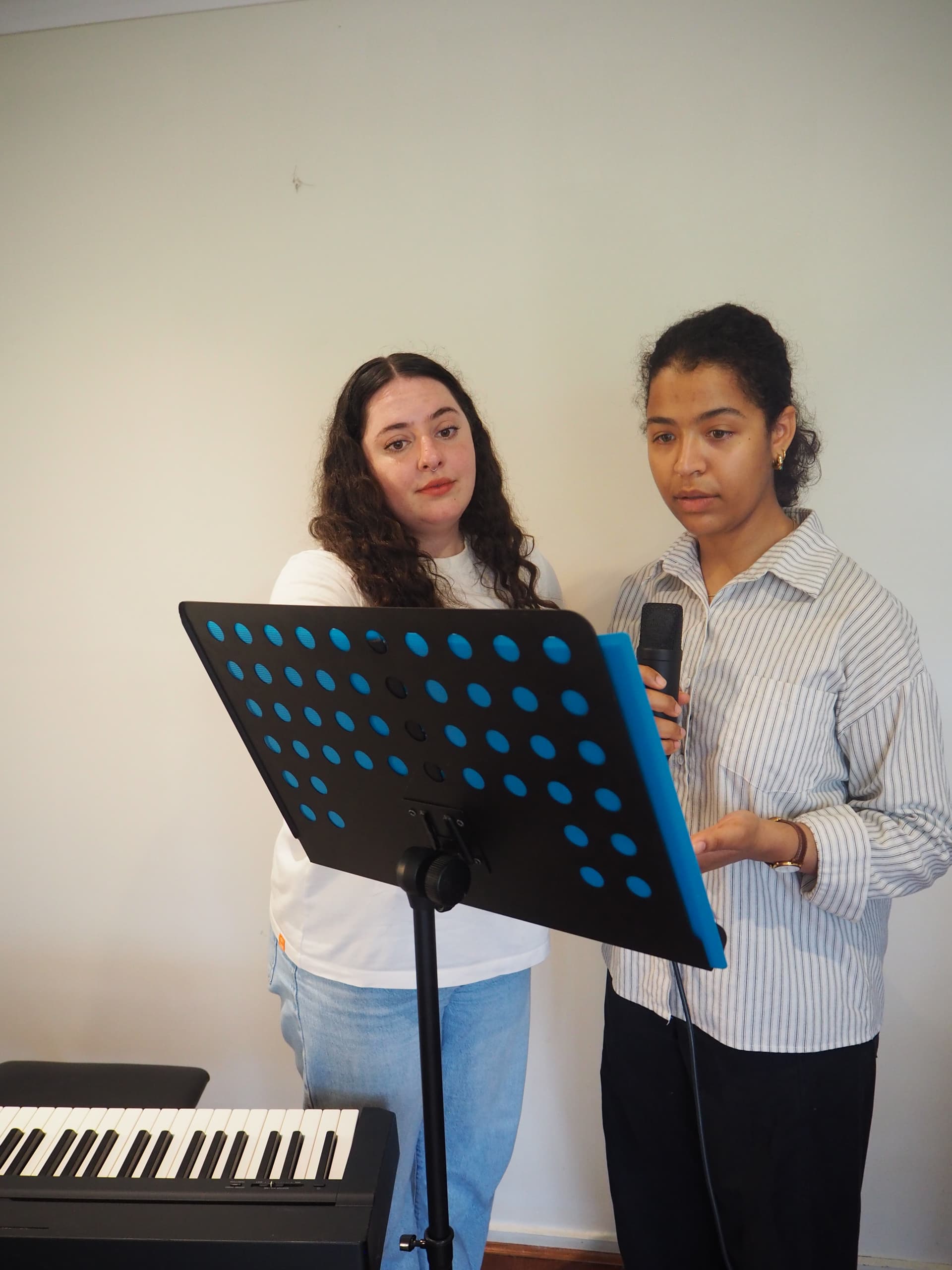 Briar teaching a student